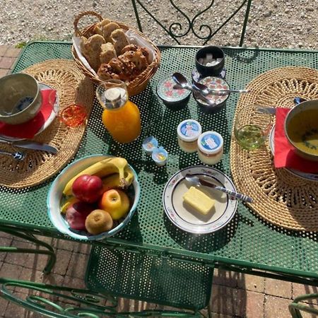 Chez Karine Bed & Breakfast Ceyzerieu Exterior photo