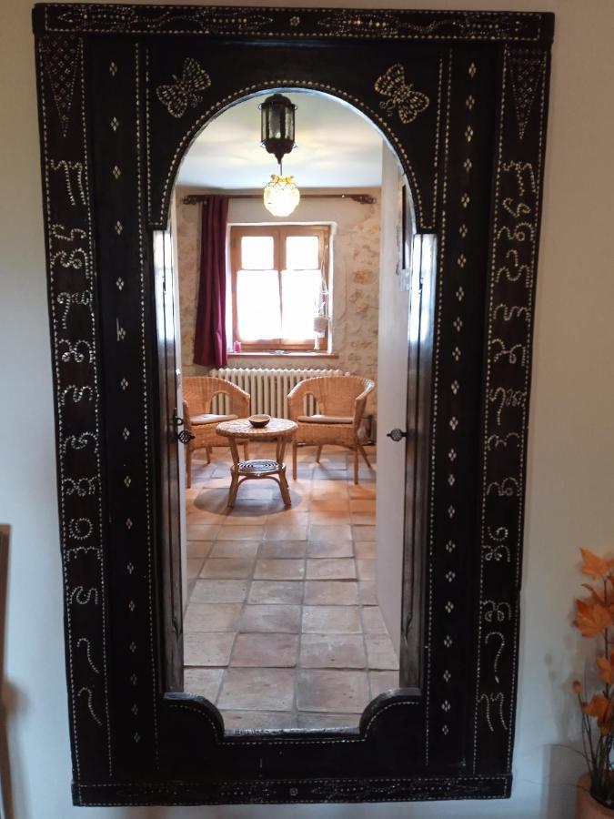 Chez Karine Bed & Breakfast Ceyzerieu Exterior photo