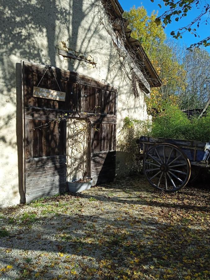Chez Karine Bed & Breakfast Ceyzerieu Exterior photo