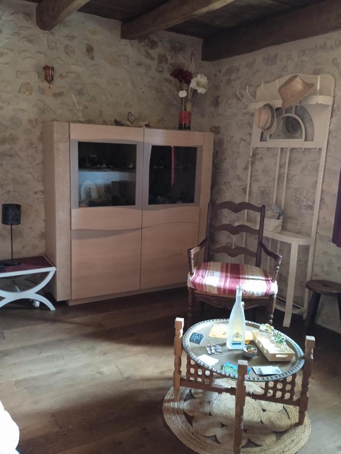 Chez Karine Bed & Breakfast Ceyzerieu Exterior photo